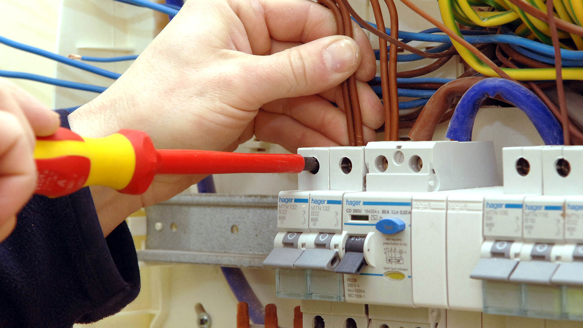 Electric Installation Service